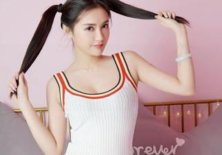 Feilin嗲囡囡 - Celina青妍的旗袍图册中，每一张都在静静挑逗我的视线