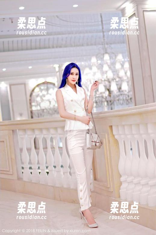 Feilin嗲囡囡 - 施忆佳KITTY的私拍蕾丝合集：穿上这件衣服，我就懒得做菜了。-柔思点