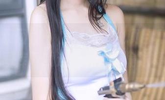 GIRLT果团网 - 白衬衫拯救项目真香，周大萌图库下载连图都在偷偷送福利！