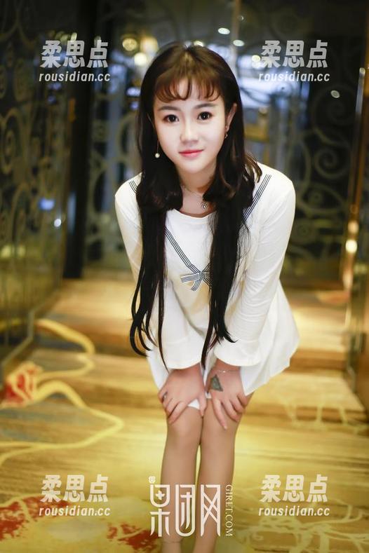 GIRLT果团网 - 精选王语纯的裸足姿态，给你一双不一样的视角-柔思点