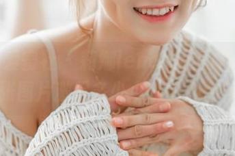 IMiss爱蜜社 - 莉娜lena的运动写真，一张图片激起多少小小的心潮？