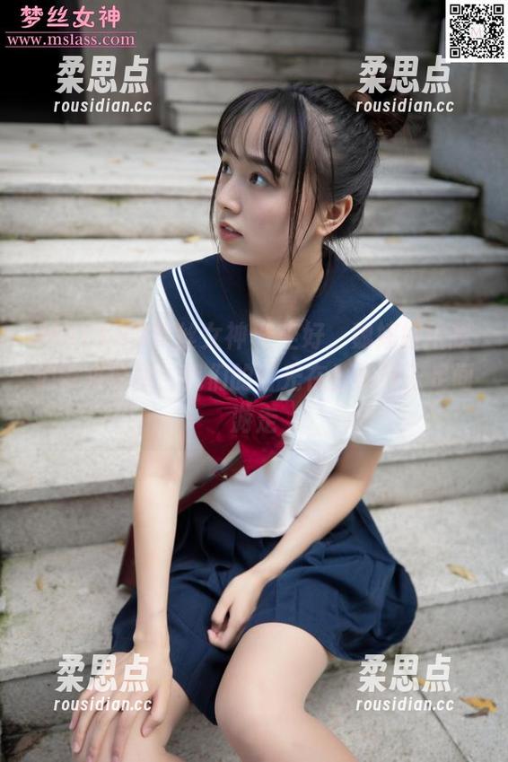 MSLASS梦丝女神 - 坐好，魏婷婷给我们带来原图，我们的目光在丝袜与玉足间游走-柔思点