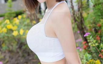 MiStar魅妍社 - 陈嘉嘉Tiffany给圣诞带来了哪些色彩？听说她的美图和照片意外地好看！