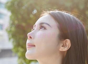 MiiTao蜜桃社 - 全套小草莓Berry图集：姐姐的每一张都像是在说‘快来看我’！