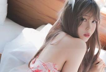 在线追随Mozzi(모찌)的连衣裙之旅，能否hold住这些让人捧腹的图片？