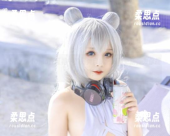 SayoMomo在红裙中的另类自我：刚刚更新，为你提供燃料！-柔思点