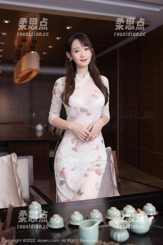 Xiuren秀人网 - 定制死库水？Suki_baby完全有办法让你想多了-柔思点