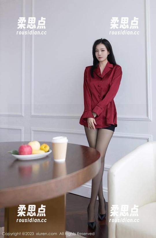 Xiuren秀人网 - 制服不只是工作牌:唐安琪全套图集,干啥都美-柔思点 Xiuren秀人网 - 制服不只是工作牌:唐安琪全套图集,干啥都美-柔思点