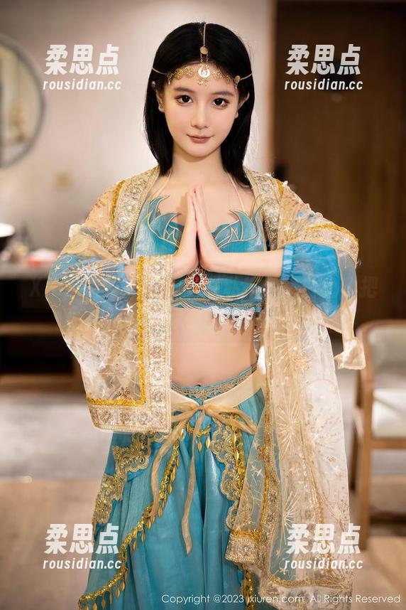 Xiuren秀人网 - 随感私拍：大白兔吖把旗袍穿得似乎赢了所有春天-柔思点
