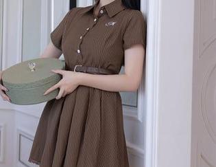 Xiuren秀人网 - 独特的少女合集——小绵绵的照片总让我一头雾水，但又想再看一遍。