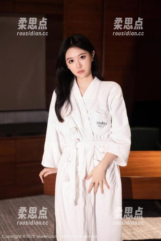 Xiuren秀人网 - 林文文yooki的护士写真：是不是该开个“护士课堂”？表情管理课！-柔思点