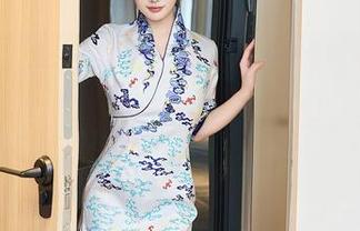 Xiuren秀人网 - 更新来了！沐言yanyan的美脚原图让人流口水，不过，我要看她踩水的那种！