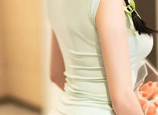 Xiuren秀人网 - 糖豆sisi的空姐套图，真的是让人想飞一圈儿吧？