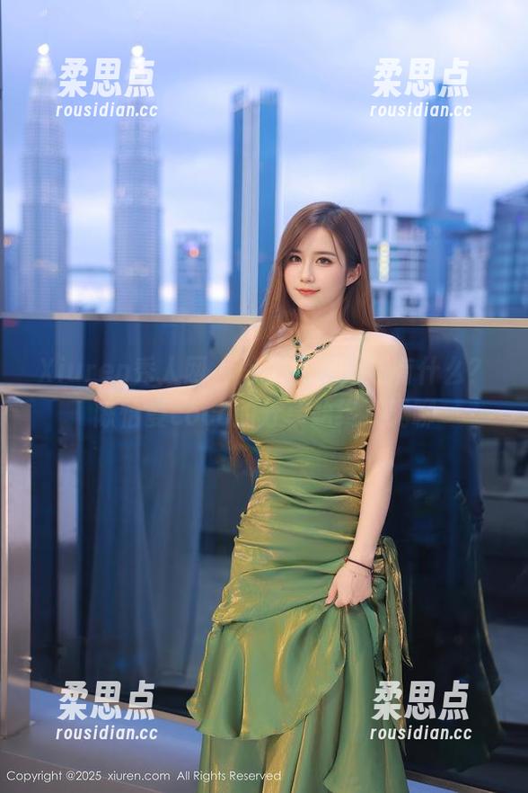 Xiuren秀人网 - 除了礼服，还有什么？陈怡曼coco的分享始终不无聊-柔思点