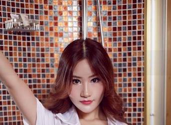 YouWu尤物馆 - 想在教室拍好照？看FoxYini孟狐狸的高清写真，保你出圈！