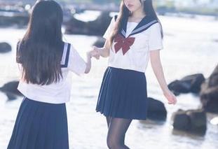 三无人型妹妹，作品已塞满我的网盘，哎呀，好舍不得删！