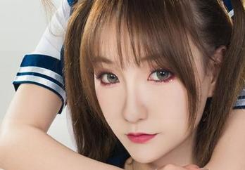 丽柜 - 最近桃子新出的长腿写真，腿控们必看的一组美图！