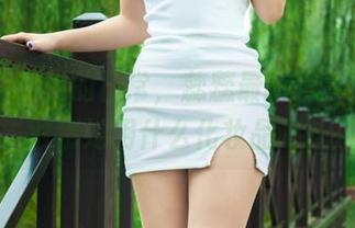 丽柜 - 空姐的日常，蕊蕊最新写真集：你敢猜她用什么化妆品吗？