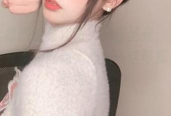 你十七鸽的油亮套图，抹去圣光，你会发现原来真实如此动人心弦…这可算是一种酷炫了！