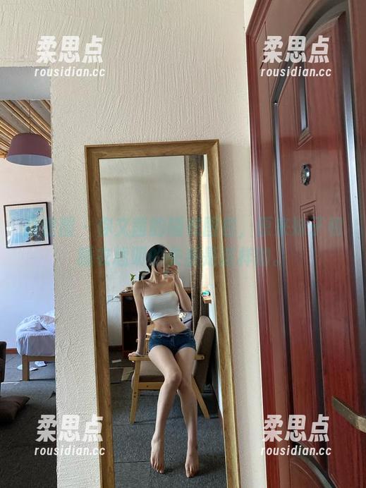 微密圈 - 你文茜的睡衣图包，原来妹子和睡衣透明的关系是这样的。-柔思点