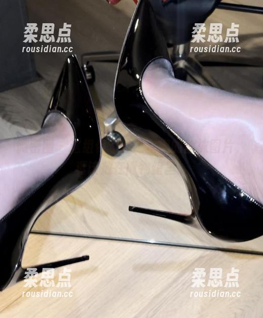 微密圈 - 这组保守的二舅妈的丝袜图片，真该放在博物馆里！-柔思点