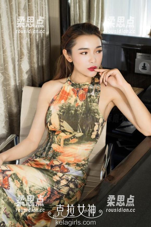 克拉女神 - 静宜的女孩高清写真，似乎每一帧都在和我暗暗交流，让人琢磨不透。-柔思点