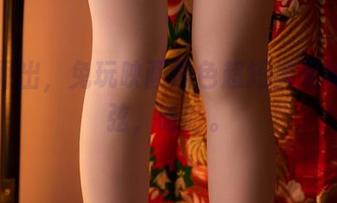 原图释出，兔玩映画黑色超短裤又勾人心弦，哈哈。