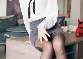 嗲囡囡 - 更新了新图包！萌琪琪Irene的足部魔法又一次上演！