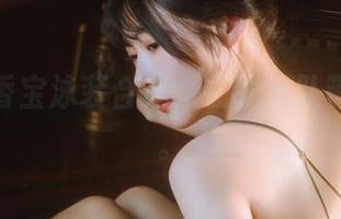 坏露露香宝泳装合集，在线排队等你来瞧。