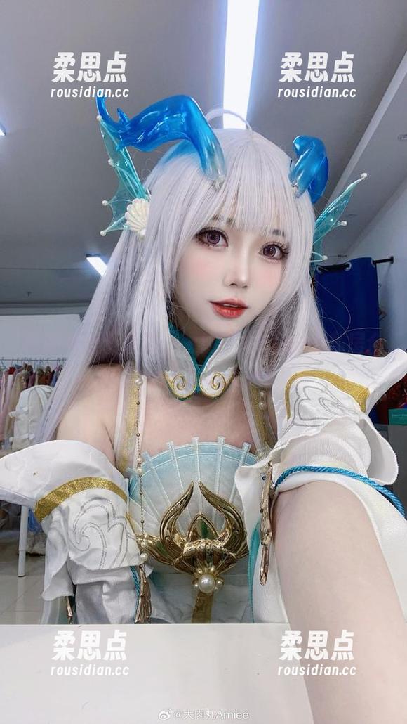 校服不止于课堂，大肉丸Amiee的私房合集让人无从抗拒！-柔思点