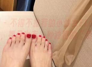 微密圈 - 不得不推荐的小仙女ELaine私房原图，裸足也有一种独特的“亲和力”。