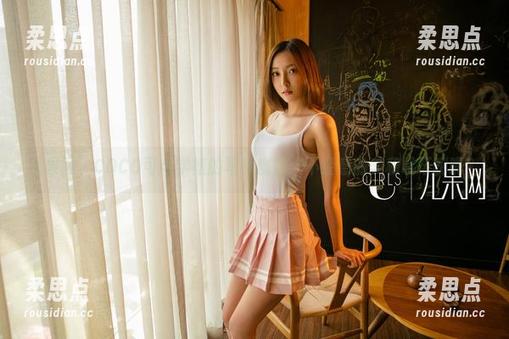 尤果网 - COCO可与学姐的写真魔法：不经意的美和呲牙咧嘴？-柔思点