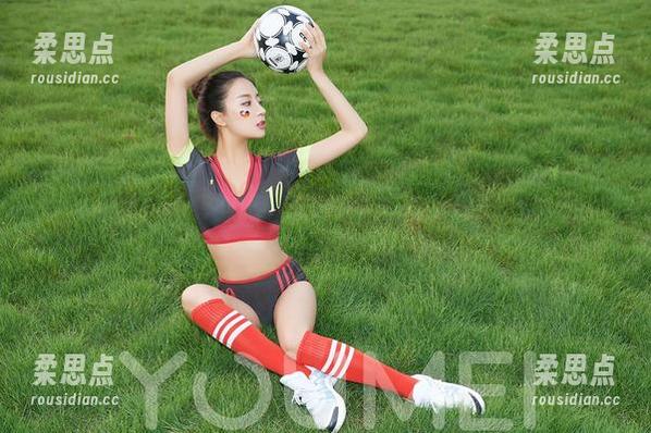 尤蜜荟 - 陈宇曦的女友美图合集，颠覆了我对‘平凡’的所有定义！-柔思点