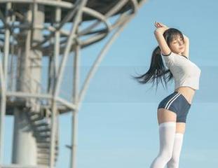 略显失控的桜井宁宁围裙厨房：随便下载图包就好