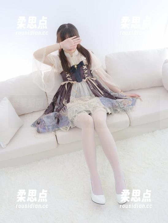 森萝财团 - 雪晴的300D白丝，居然还搞免费资源，难道我们都被照顾了？-柔思点