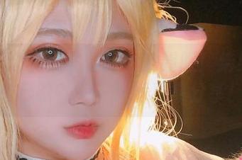 导演：让椒妮佐仁穿上空姐服！结果是我自己咯？来一波写真集分享！