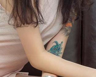 爱尤物 - 跟上节奏，李丽莎的圣诞免费合集让你欢乐无比！