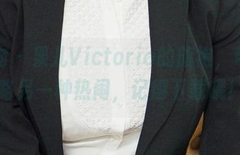 爱尤物 - 果儿Victoria的旗袍，带你领略另一种热闹，记得下载哦！