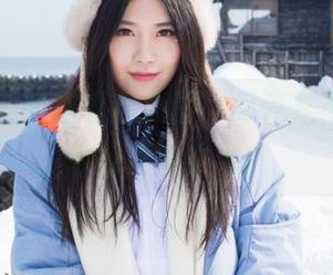 爱蜜社 - 当你看到原图，问我是不是温心怡的真命女友？