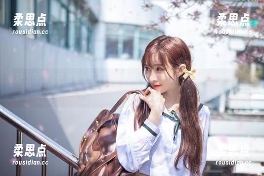那也许就是王羽杉的美图，整理好了的直播回放，闲时翻翻真不错。-柔思点