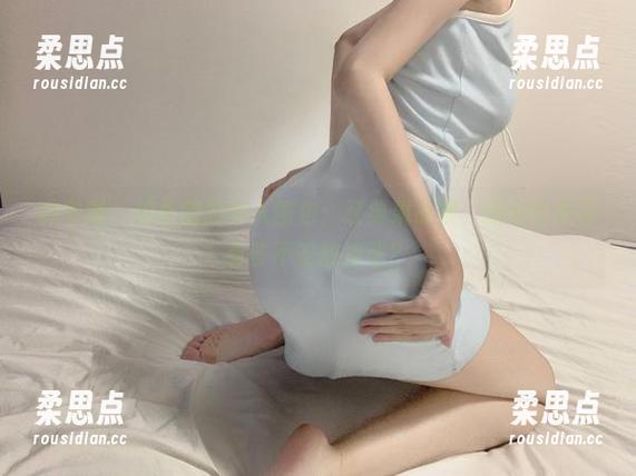 微密圈 - 相扑猫的勾人图包：经典果冻臀，扭动中是否有些不安的流动？-柔思点