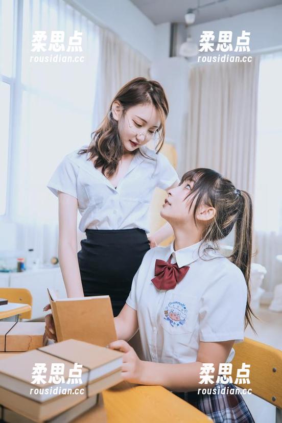看神楽坂真冬的裸足合集，光脚的不怕穿鞋的，可下载吧？-柔思点