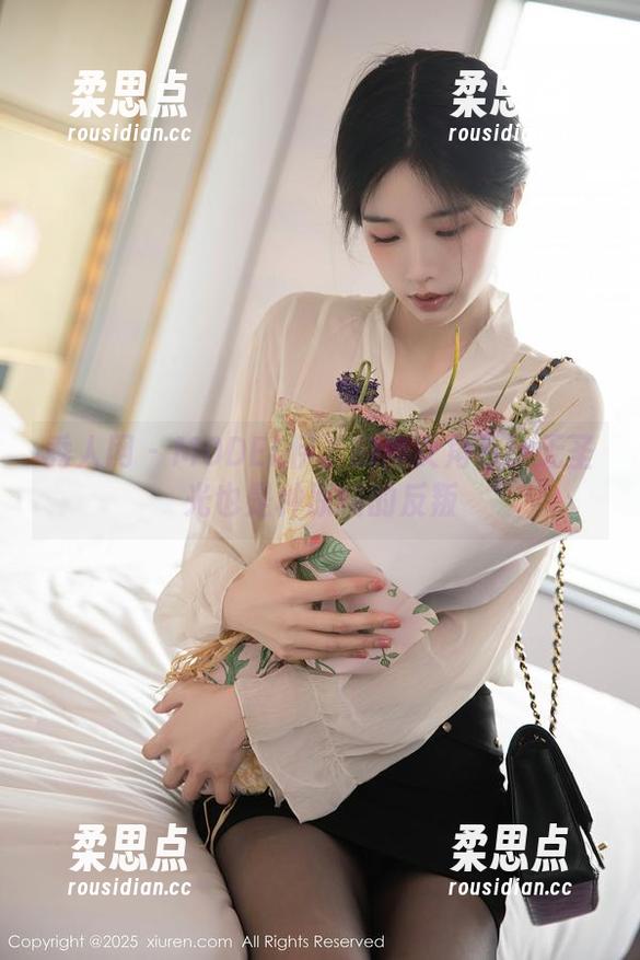 秀人网 - MODEL伊若的修女角色：无圣光也是种原图的反叛-柔思点