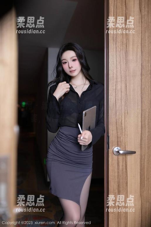 秀人网 - 新鲜出炉，图册里的Nancy小姿，JK穿搭是要拼实力吗？-柔思点