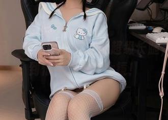 秀人网 - 看徐微微mia的超级长腿，高清到恨不得用放大镜！