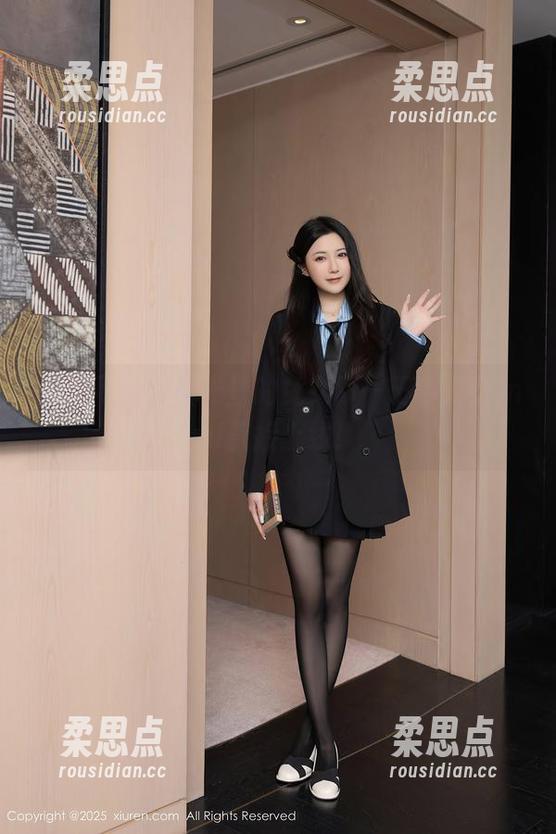 秀人网 - 无圣光里的兔女郎—王馨瑶yanni直接上线！-柔思点