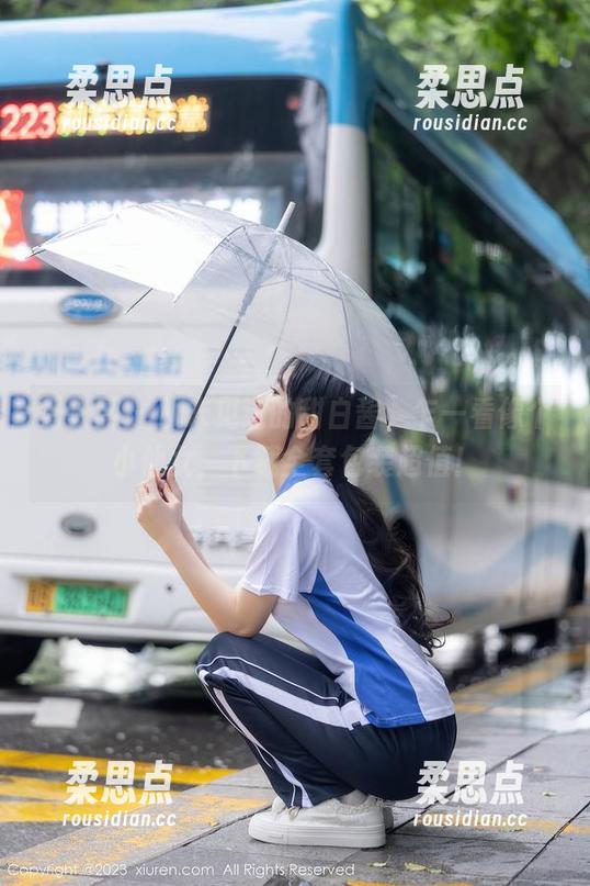 秀人网 - 从未见过的甜白酱，乍一看像个小仙女，下载全套包装超值！-柔思点