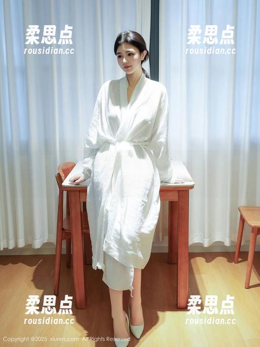 秀人网 - 白甜的自拍有多甜？网盘下载后再说！-柔思点
