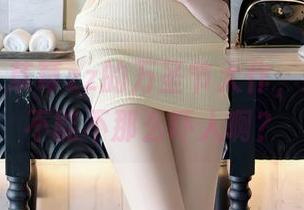 秀人网 - 草莓zz的万圣节大作，这壁纸能不能不那么吓人啊？