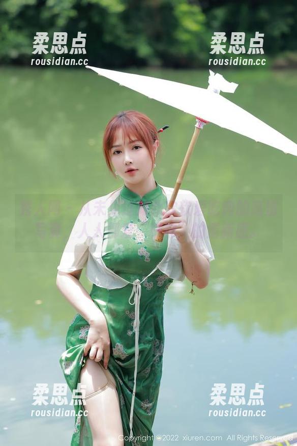 秀人网 - 从未见过如此软软爱吃肉的高清写真，人人都爱“棉袜”的清新感。-柔思点